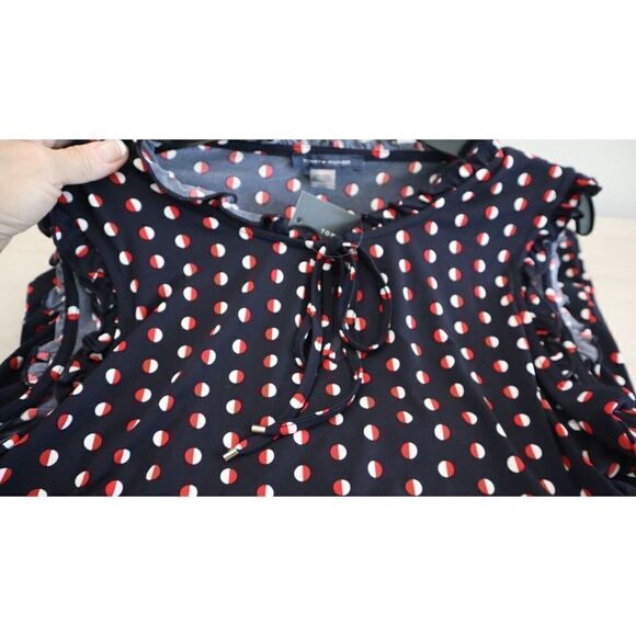Tommy Hilfiger Women's Sz L Navy Polka Dot Sleeveless Ruffled Edge Blouse $60 - Picture 5 of 7